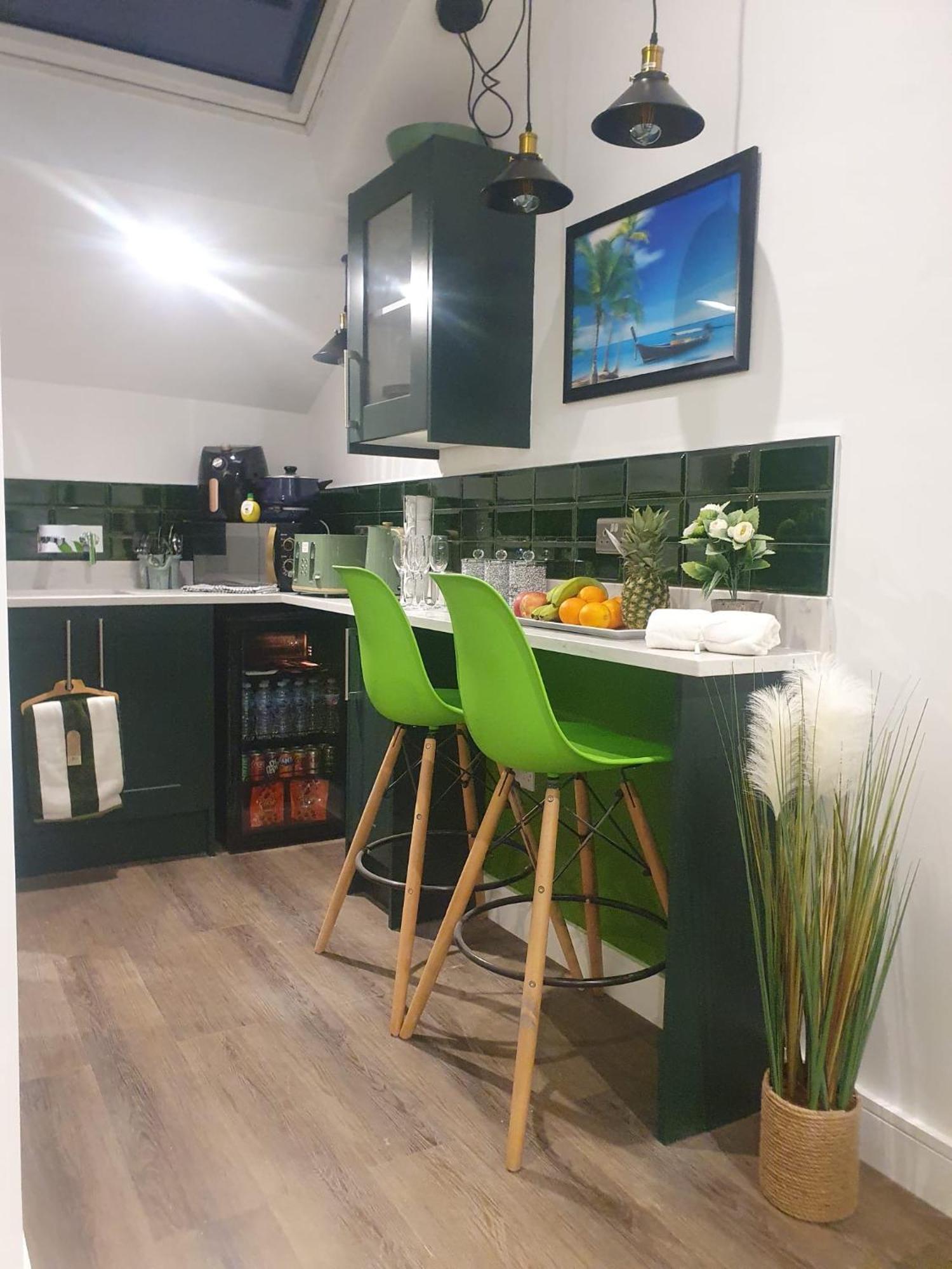 Southgate Luxury Apartments Elland Ngoại thất bức ảnh