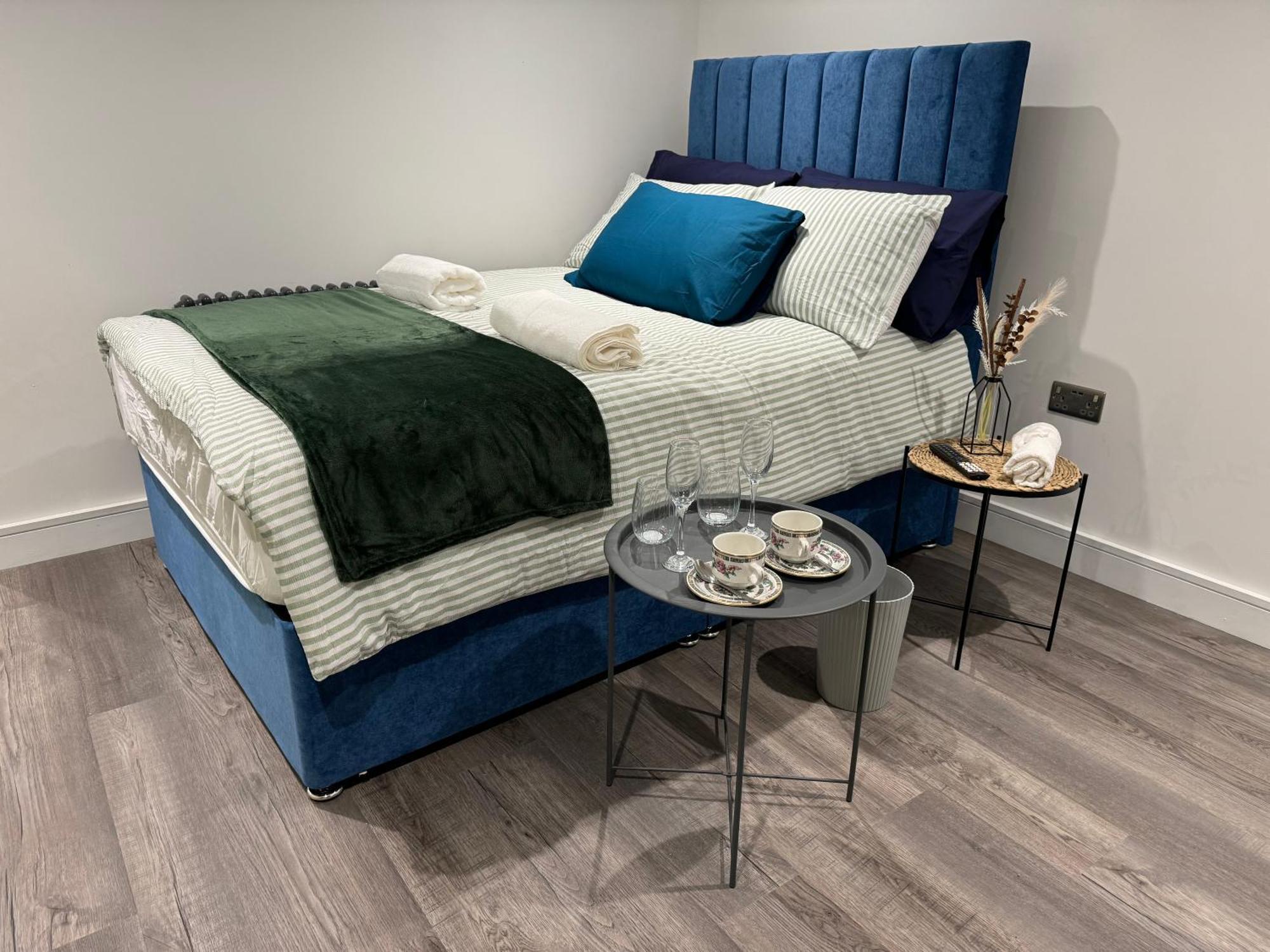 Southgate Luxury Apartments Elland Ngoại thất bức ảnh