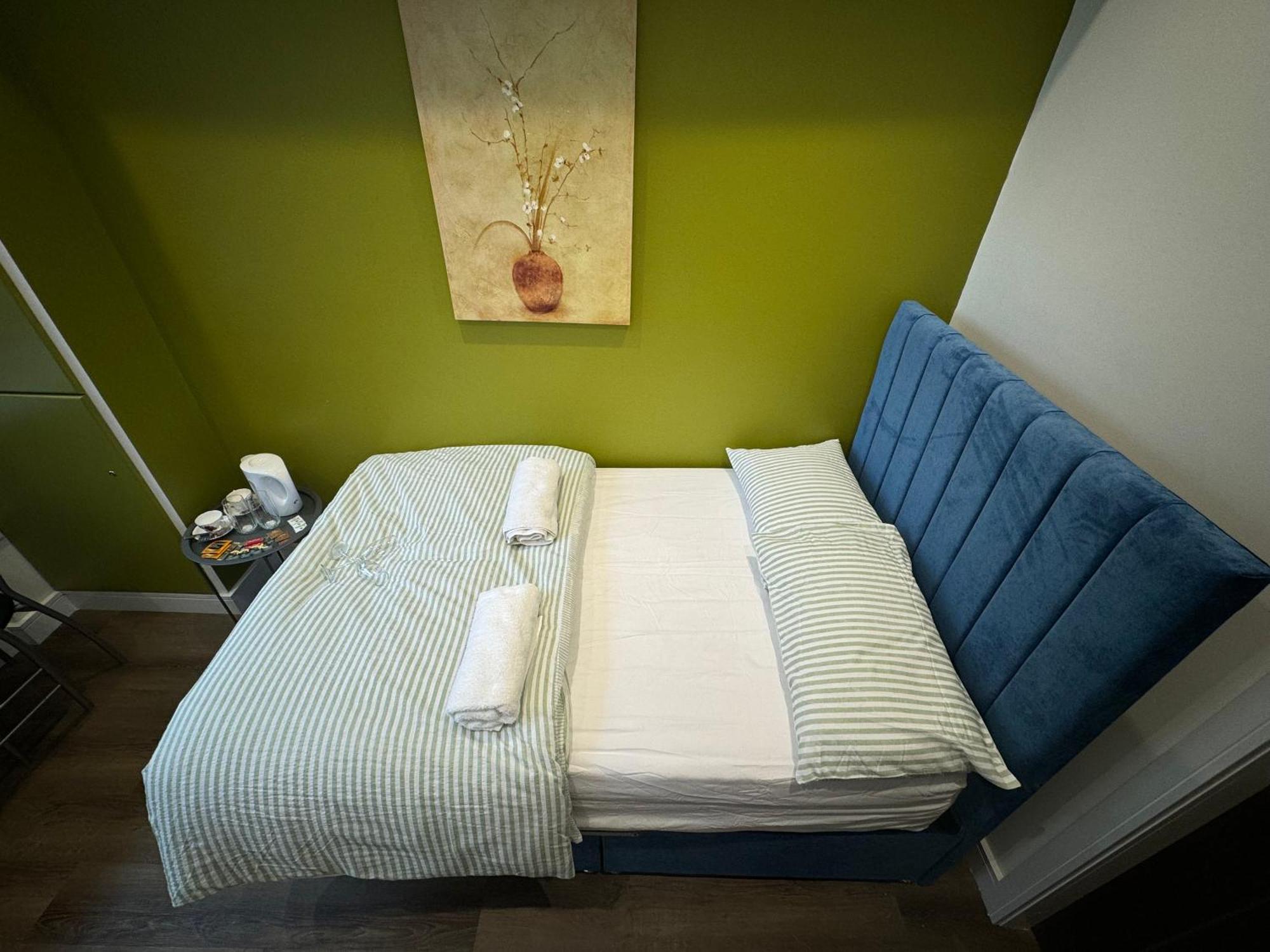 Southgate Luxury Apartments Elland Ngoại thất bức ảnh