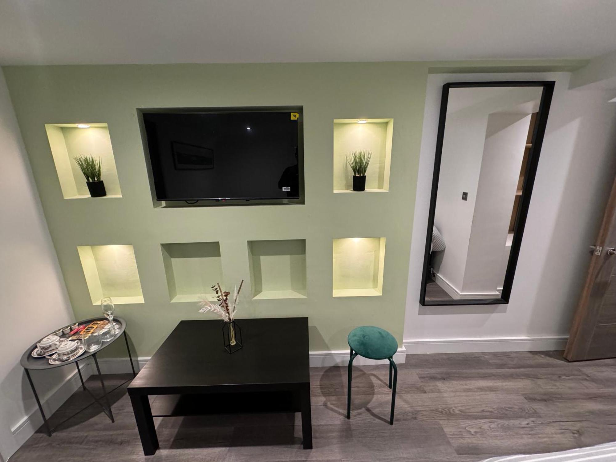 Southgate Luxury Apartments Elland Ngoại thất bức ảnh