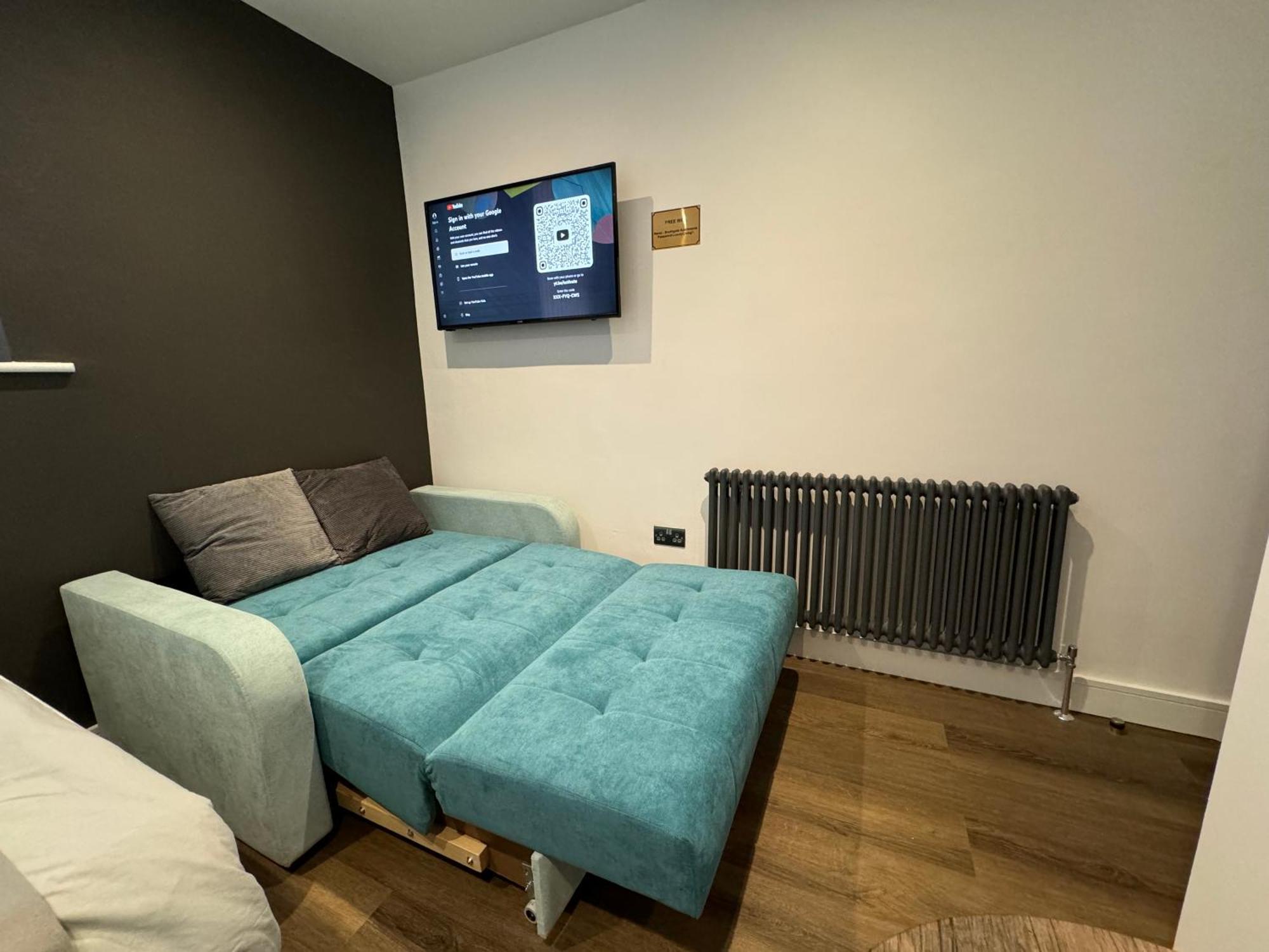 Southgate Luxury Apartments Elland Ngoại thất bức ảnh