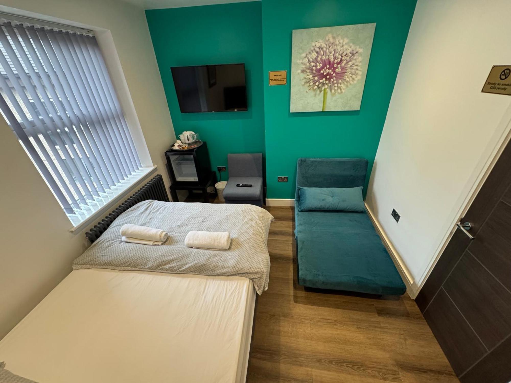 Southgate Luxury Apartments Elland Ngoại thất bức ảnh